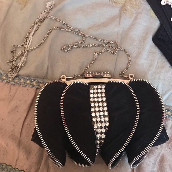 Black bag - Picture 1 of 1